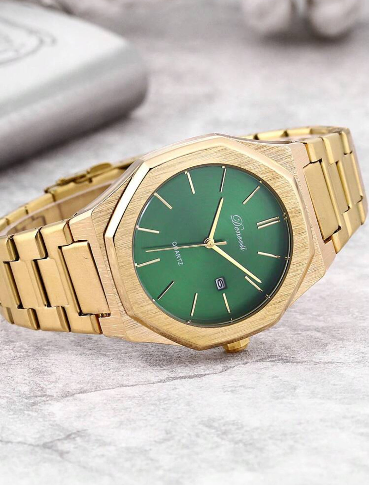 1 pièce Montre à quartz